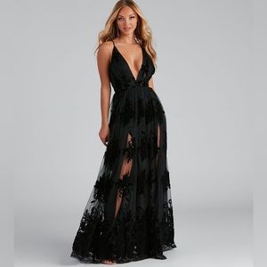 XS Black Plunge Floral Gown